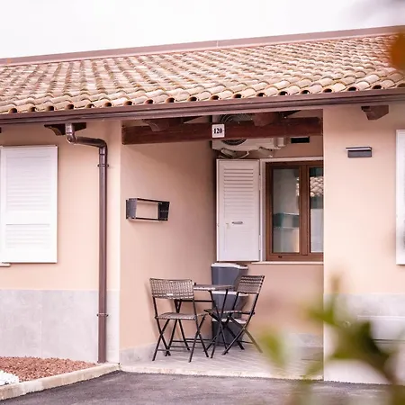 Continental Elegance Apartment Varcaturo