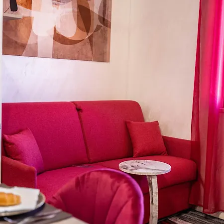 Continental Elegance Apartment