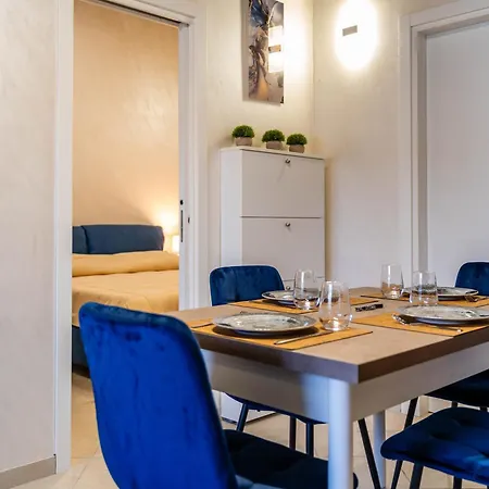 Continental Elegance Apartment Varcaturo